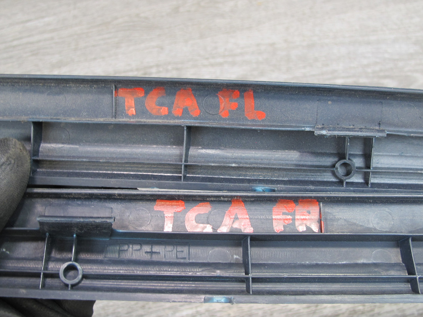 92-96 Toyota Cresta JZX90 Set of 4 Front & Rear Door Scuff Sill Plate Trim OEM