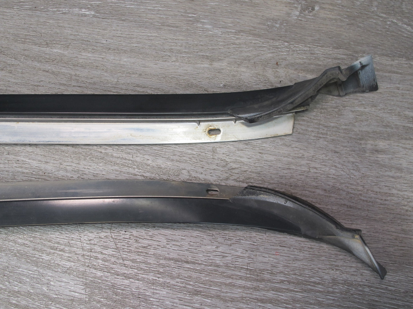 92-96 Toyota Cresta JZX90 Set of 2 Front Windshield A Pillar Trim Cover OEM