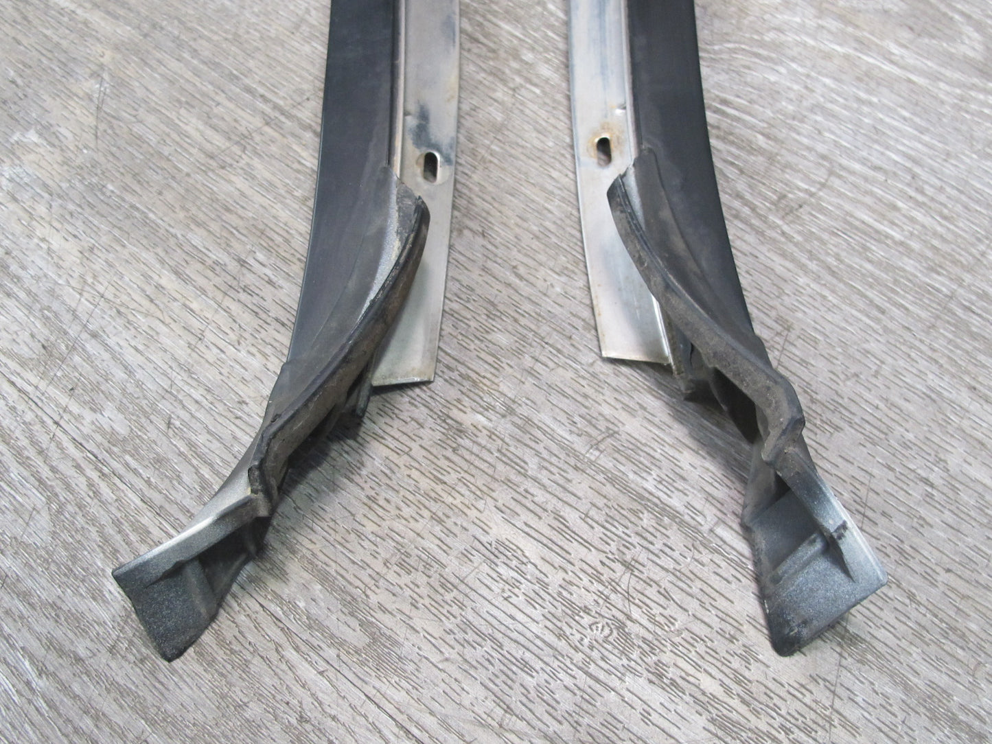 92-96 Toyota Cresta JZX90 Set of 2 Front Windshield A Pillar Trim Cover OEM