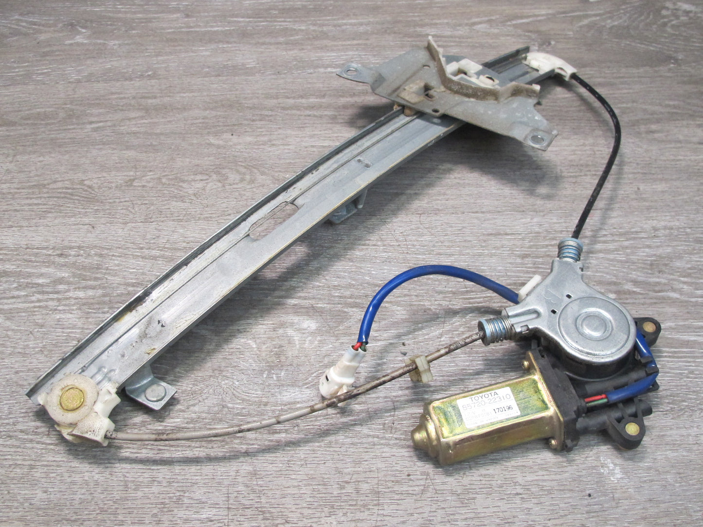 92-96 Toyota Cresta JZX90 Front Left Door Window Regulator w Motor OEM