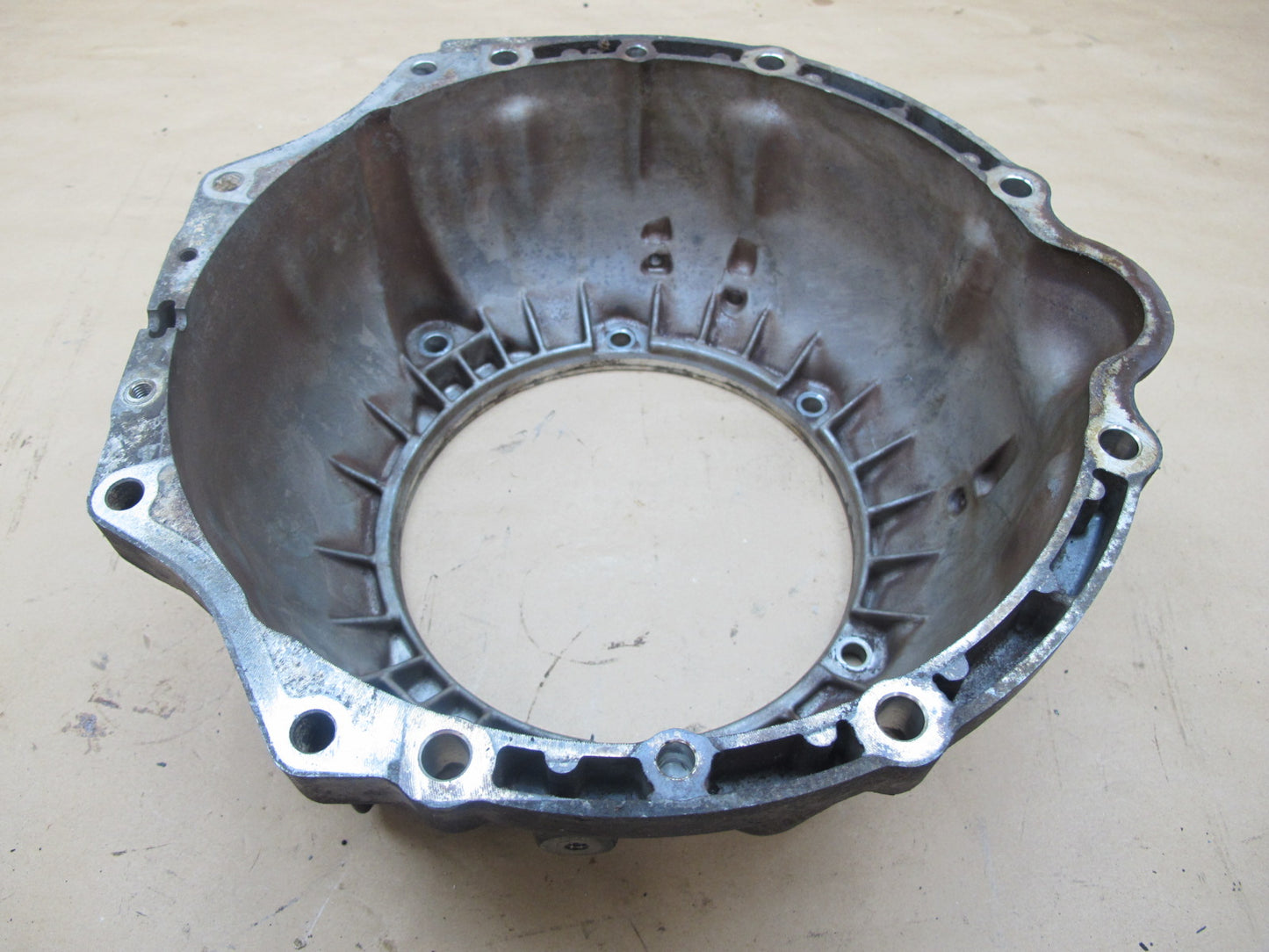 1998-2002 Lexus LX470 J100 A/T Automatic Transmission Bell Housing