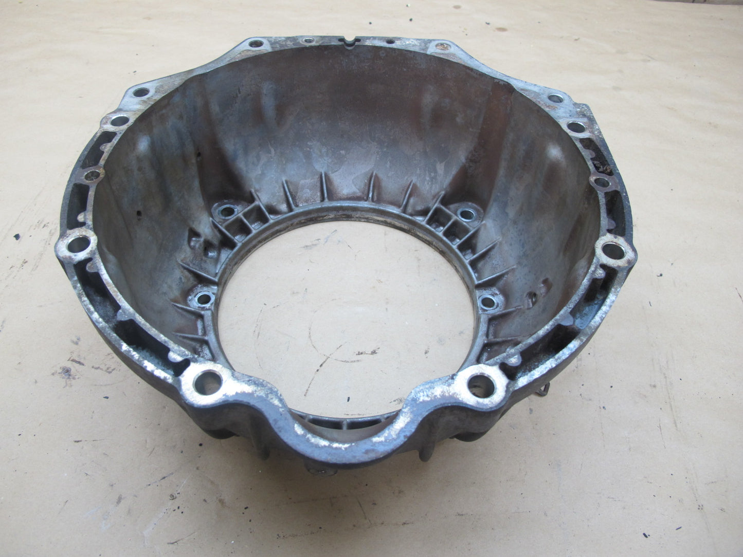 1998-2002 Lexus LX470 J100 A/T Automatic Transmission Bell Housing