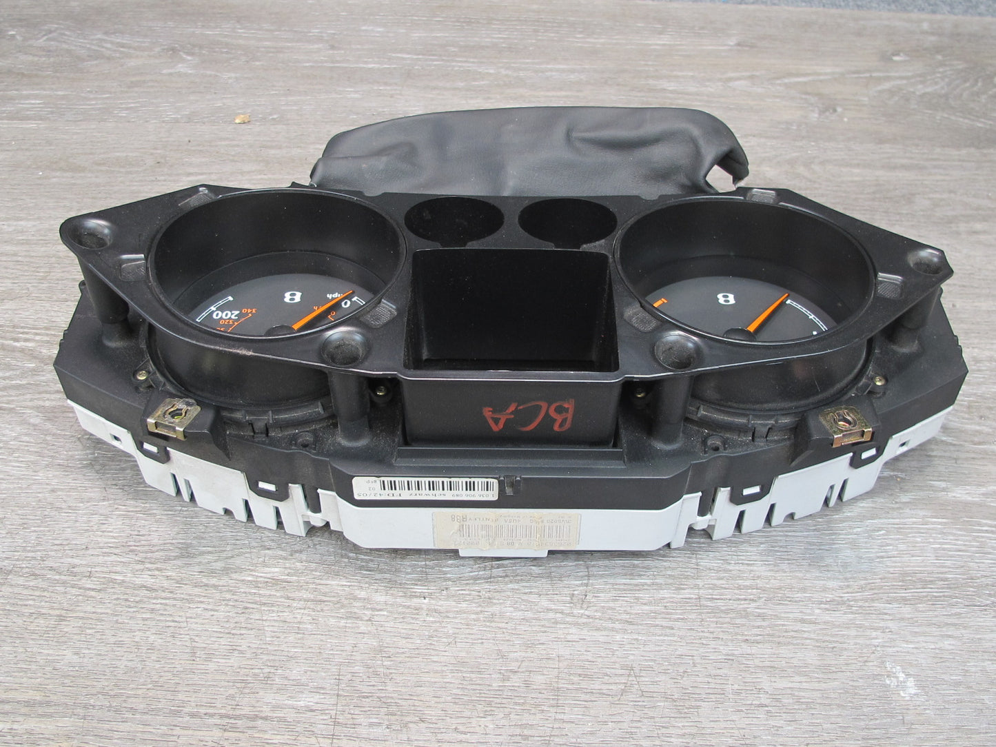 06-12 Bentley Continental Flying Spur Instrument Cluster Gauge Speedometer
