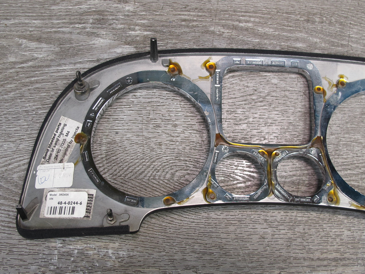 06-12 Bentley Continental Flying Spur Dash Speedometer Trim Bezel Panel