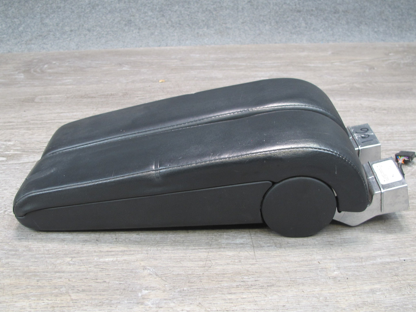 06-12 Bentley Continental Flying Spur Center Console Leather Armrest Set of 2