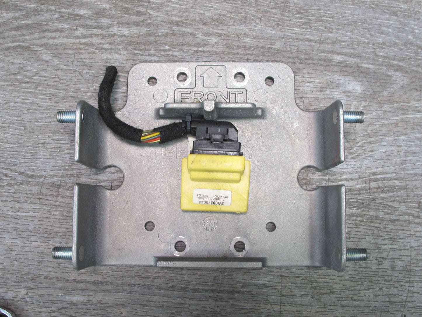 03-10 Bentley Continental GT Flying Spur Start Stop Adapter Relay Module