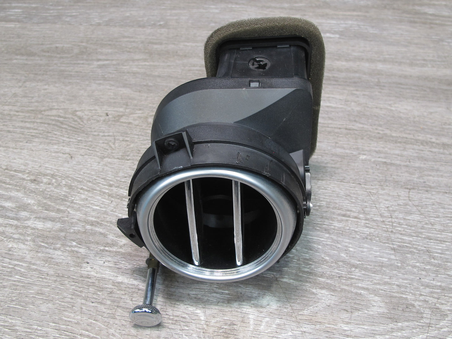 03-10 Bentley Continental GTC GT Flying Spur Dash Front Right A/C Air Vent