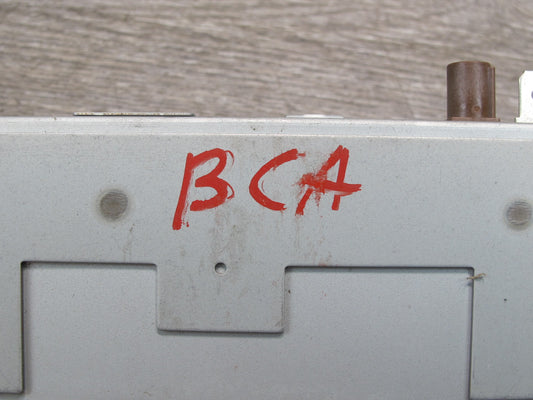 06-12 Bentley Continental Flying Spur Antenna Booster Amplifier AMP 3W5035225H