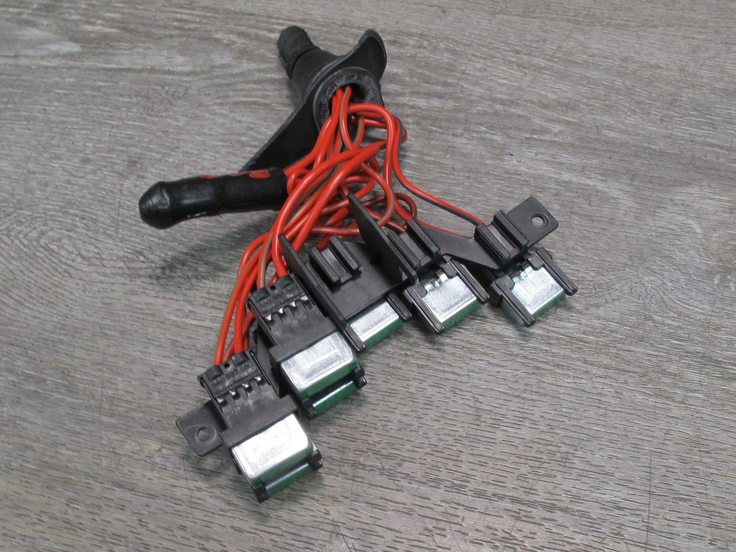 06-12 Bentley Continental Flying Spur Power Distribution Fuse Relay Block
