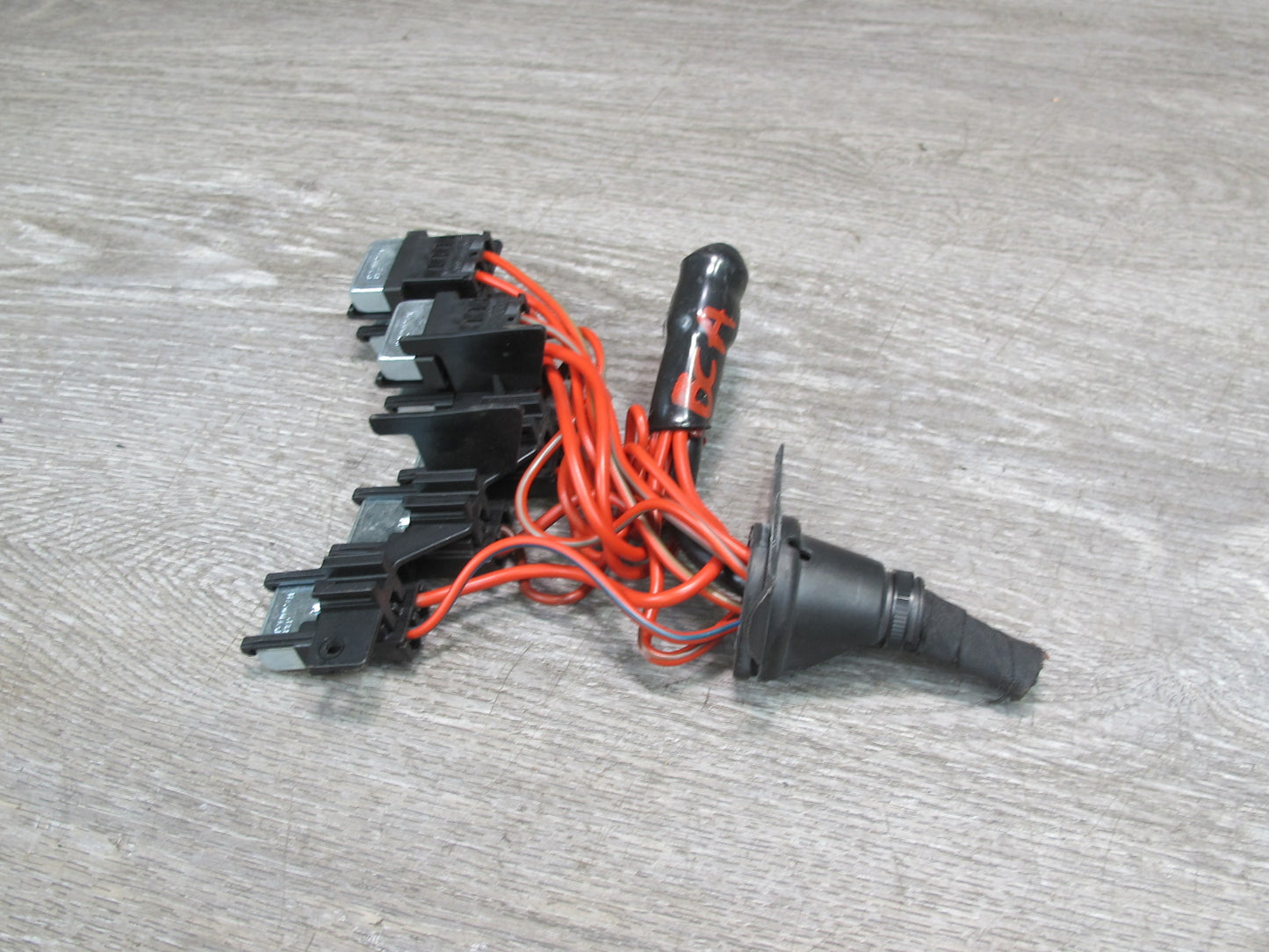 06-12 Bentley Continental Flying Spur Power Distribution Fuse Relay Block