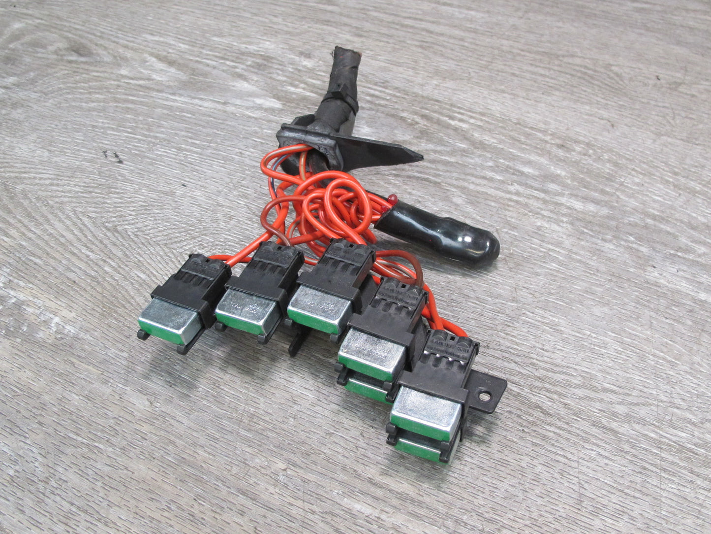 06-12 Bentley Continental Flying Spur Power Distribution Fuse Relay Block