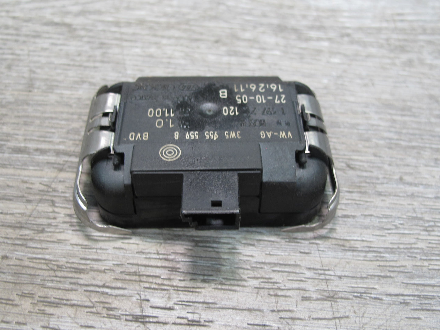 06-12 Bentley Continental Flying Spur Windshield Rain Sensor 3W5955559B