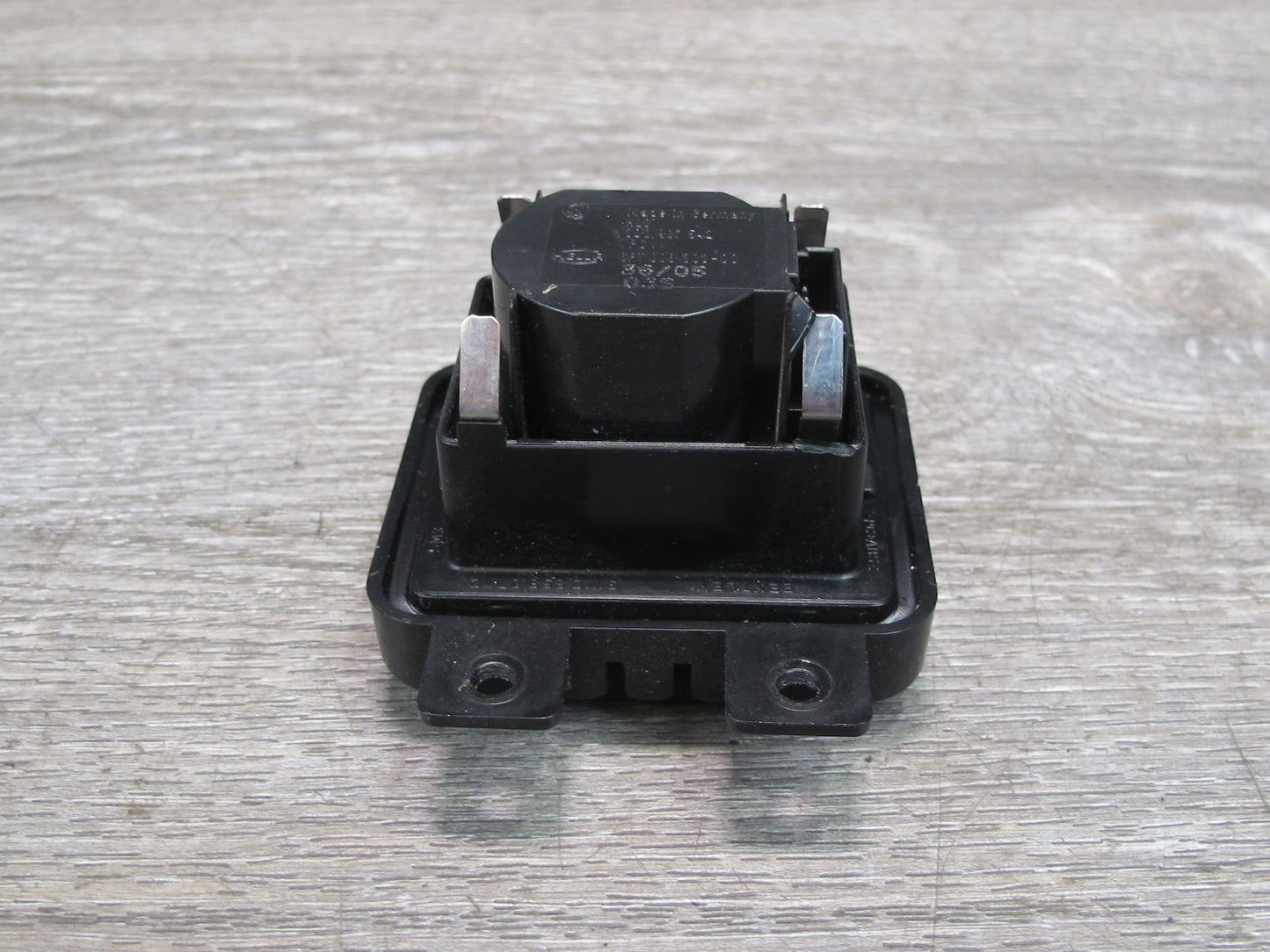 03-10 Bentley Continental Interior Climate Temperature Switch Sensor 3D0907542