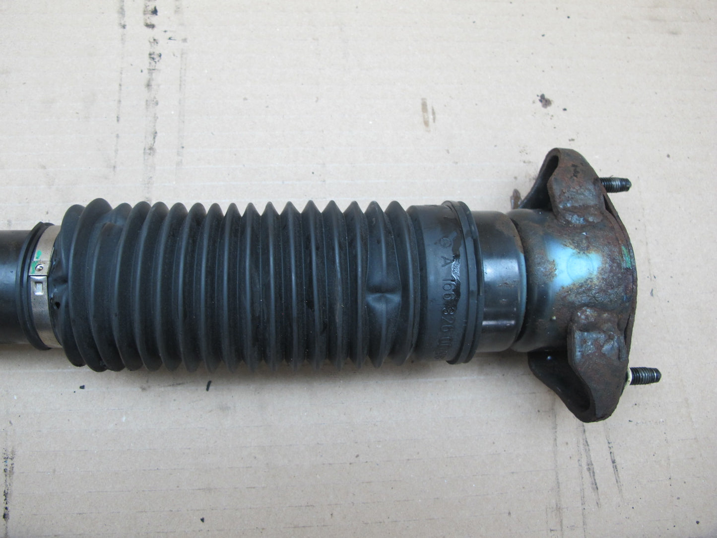 12-15 Mercedes W166 Ml-class AWD Set of 2 Rear Strut Shock Absorber OEM