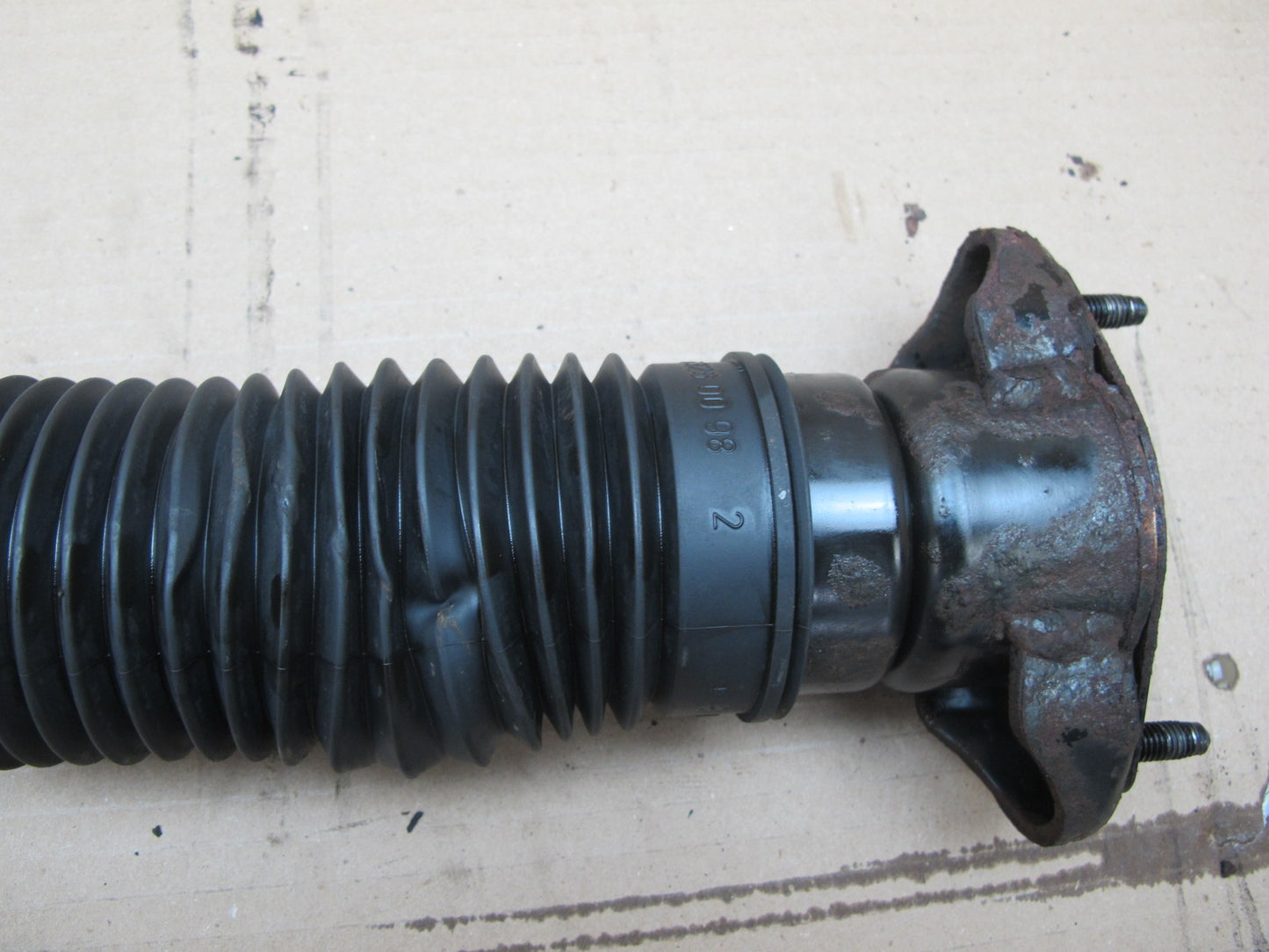 12-15 Mercedes W166 Ml-class AWD Set of 2 Rear Strut Shock Absorber OEM