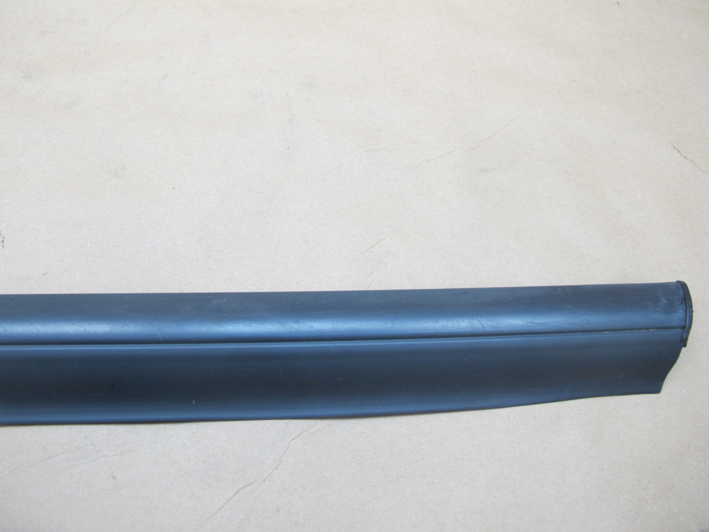 92-96 Toyota Cresta MARK2 JZX90 Set of 2 Rear Door Window Inner Trim Molding