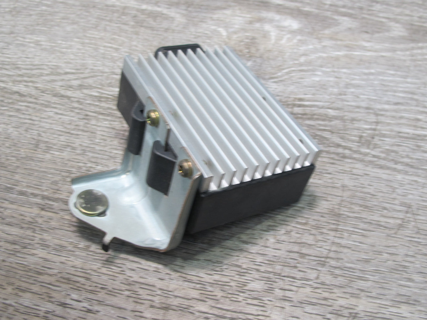 92-96 Toyota Cresta MARK2 JZX90 1JZGTE Fuel Pump Control Module OEM