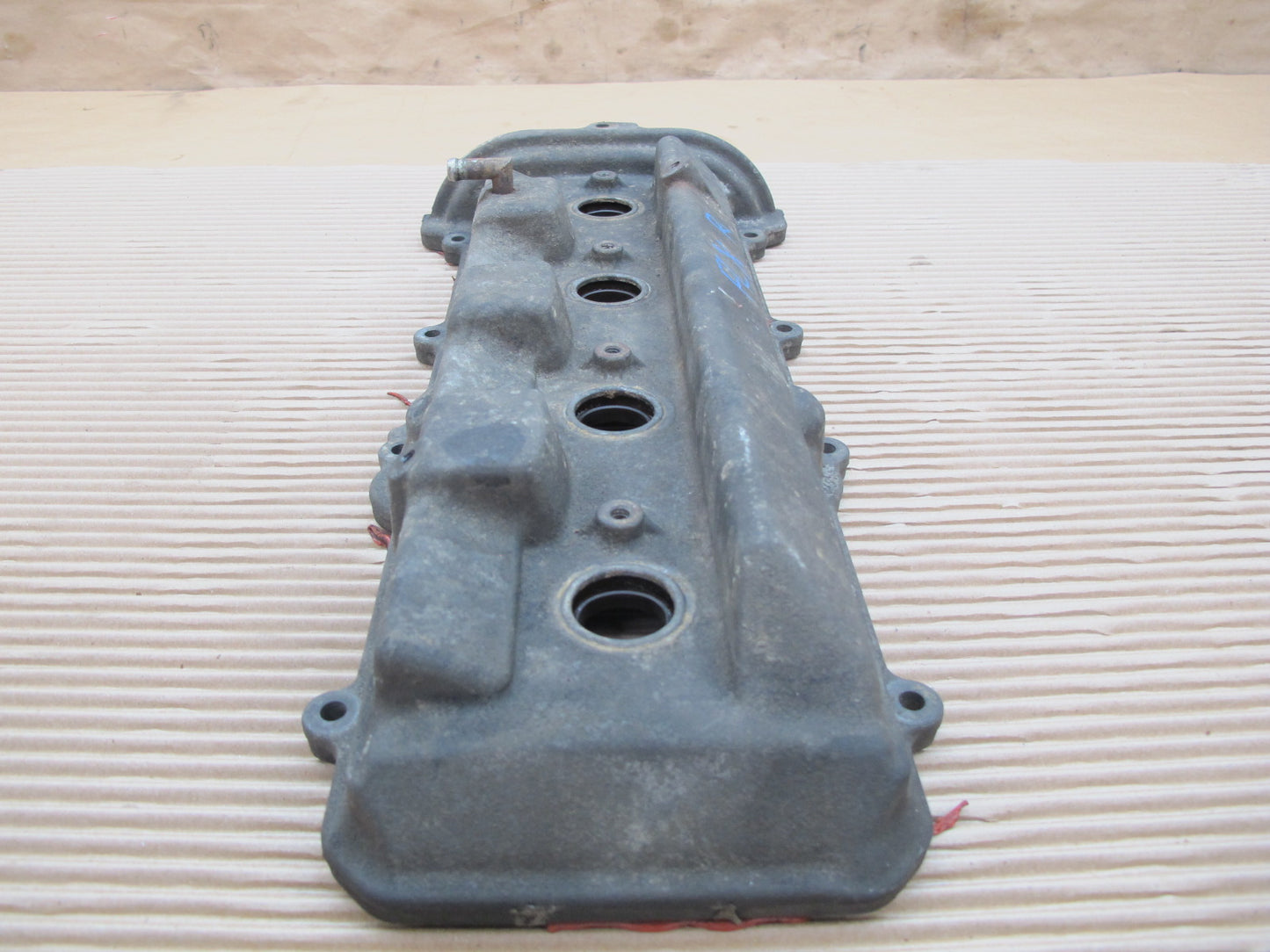1998-2002 Lexus UZJ100L LX470 2UZFE Engine Right Cylinder Head Valve Cover