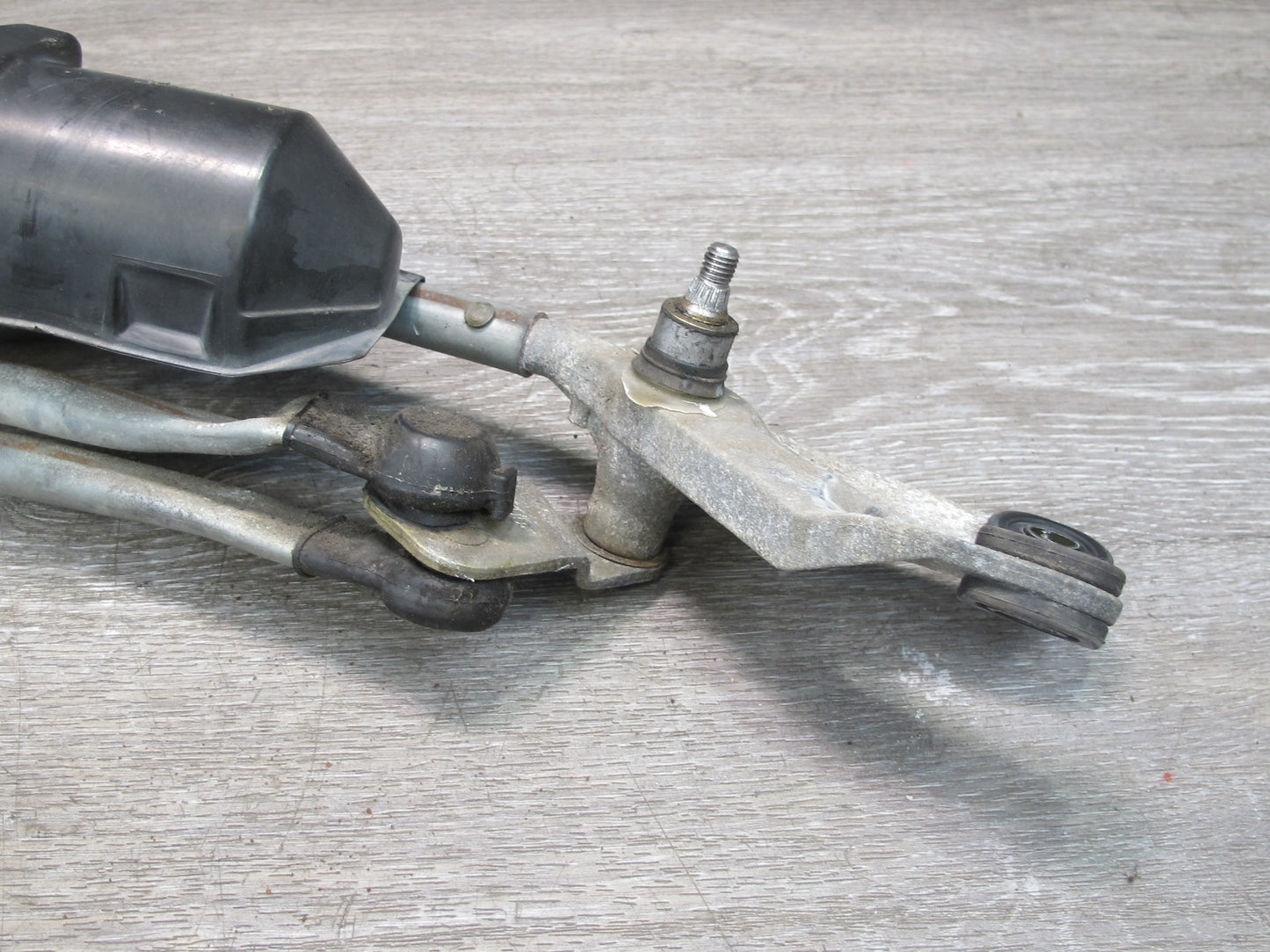 92-96 Toyota Cresta MARK2 JZX90 Windshield Wiper Transmission Linkage w Motor