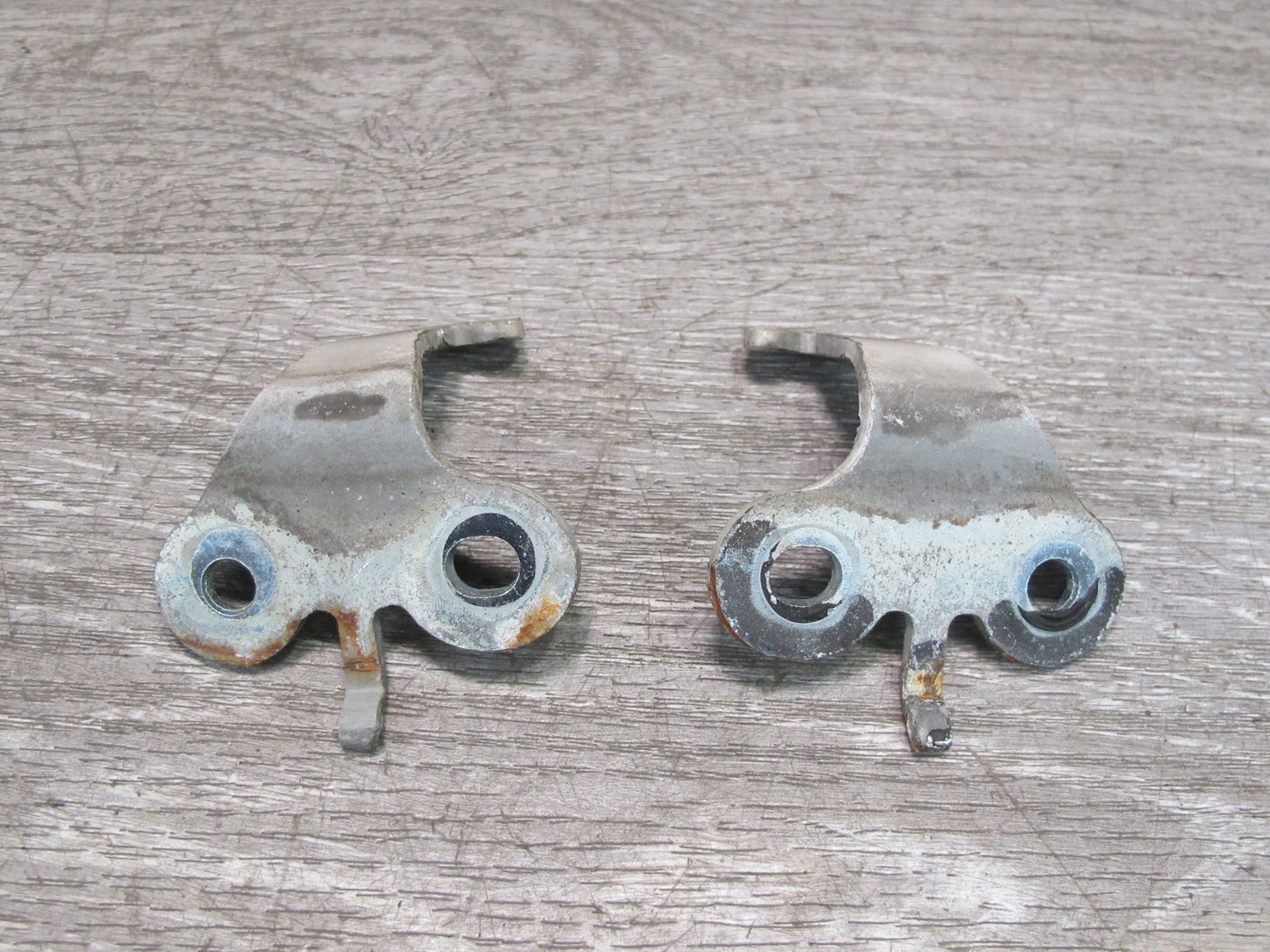 92-96 Toyota Cresta JZX90 Rear Left & Right Trunk Hinge Support Set OEM