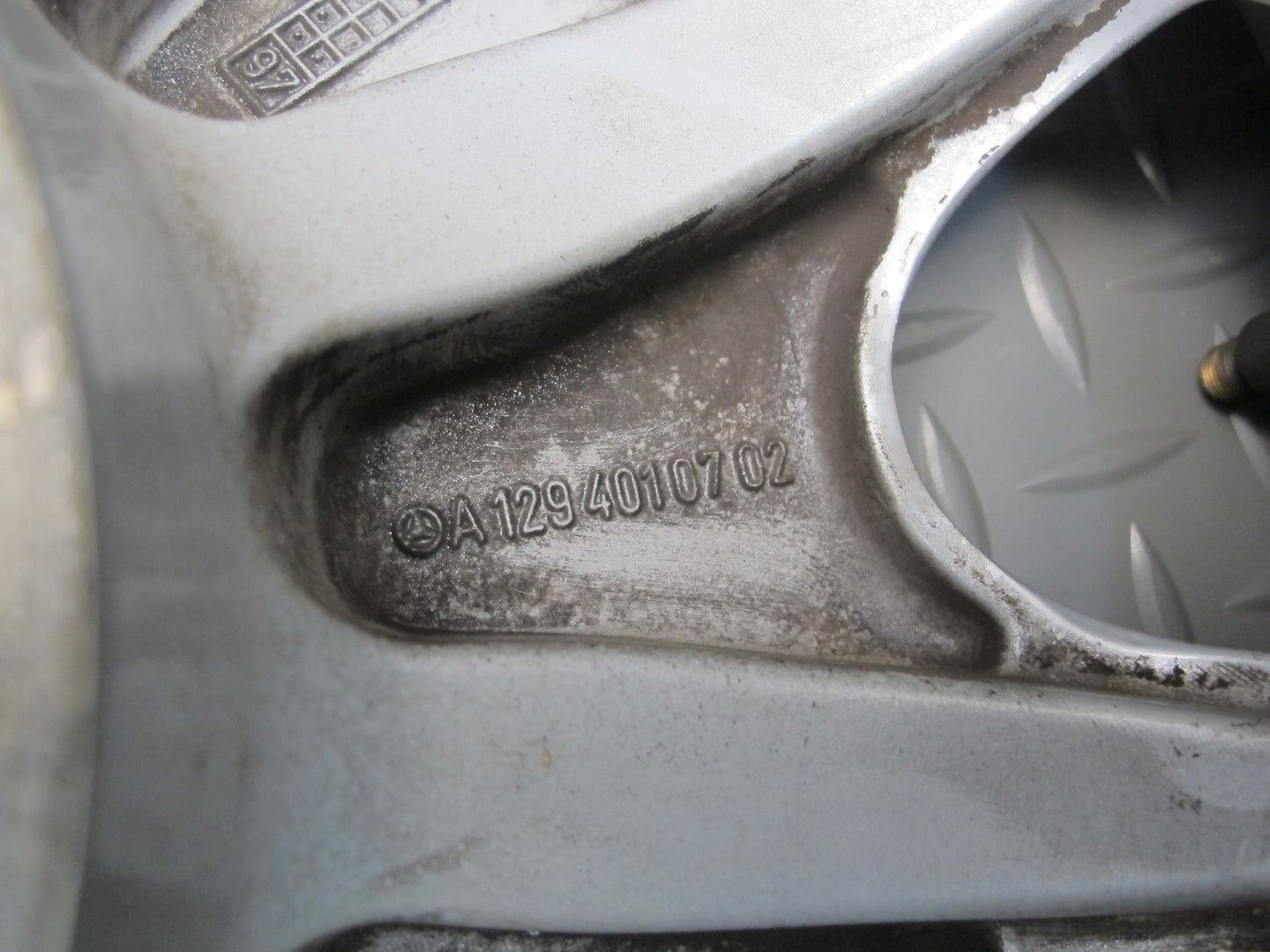 96-02 Mercedes R129 Sl-class Factory 16" R16 Alloy Wheel Rim 16x8J ET34 OEM