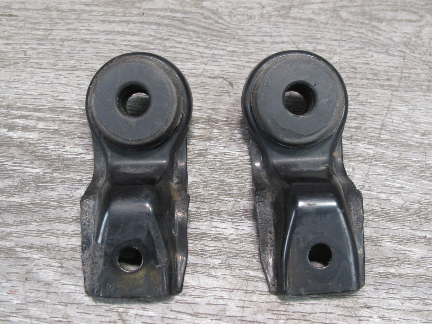 92-96 Toyota Cresta JZX90 Set of 2 Engine Radiator Mount Support OEM