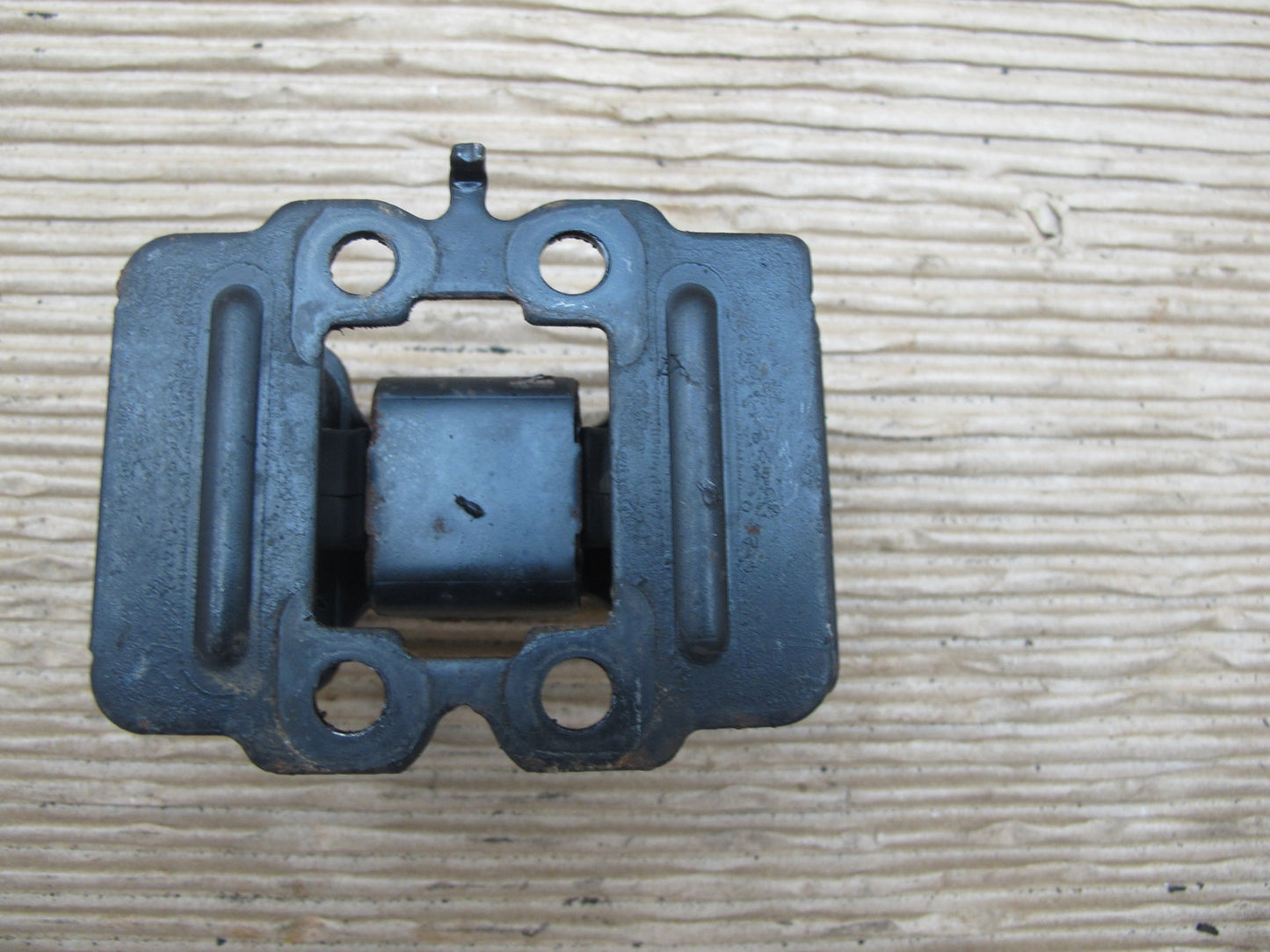 06-15 Lexus IS350 IS250 RWD A960E A/T Automatic Transmission Mount Bracket OEM