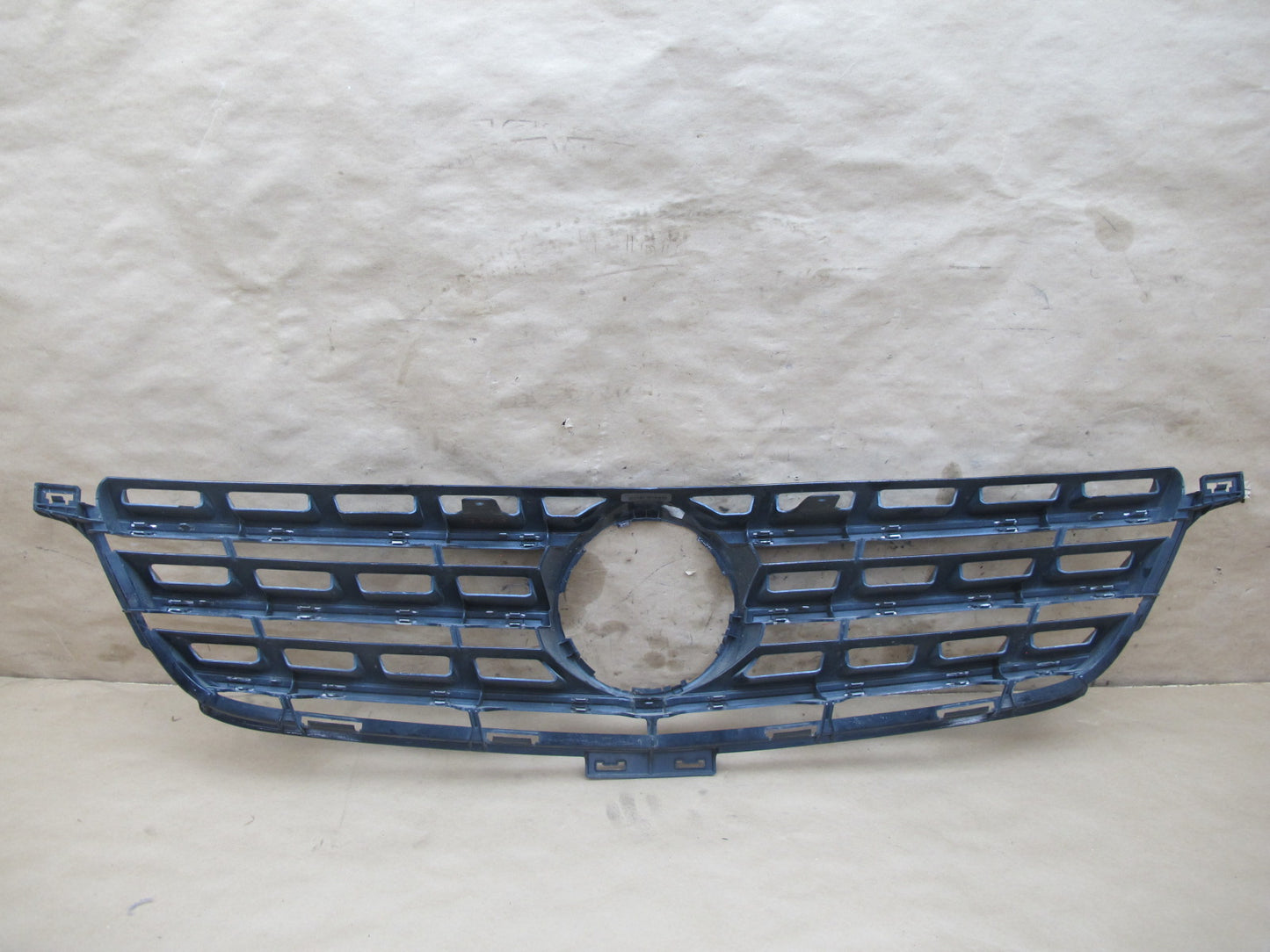 12-15 Mercedes W166 Ml-class Front Bumper Upper Chrome Grille Trim OEM