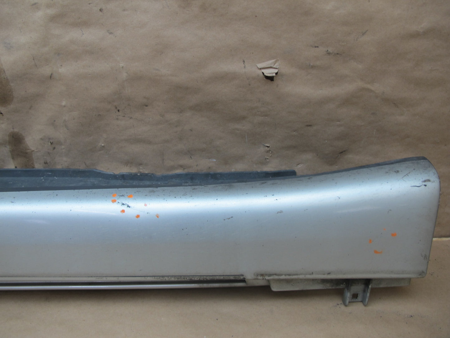 98-05 Lexus GS400 GS430 GS300 Set of 2 Left Side Skirt Rocker Panel Silver OEM