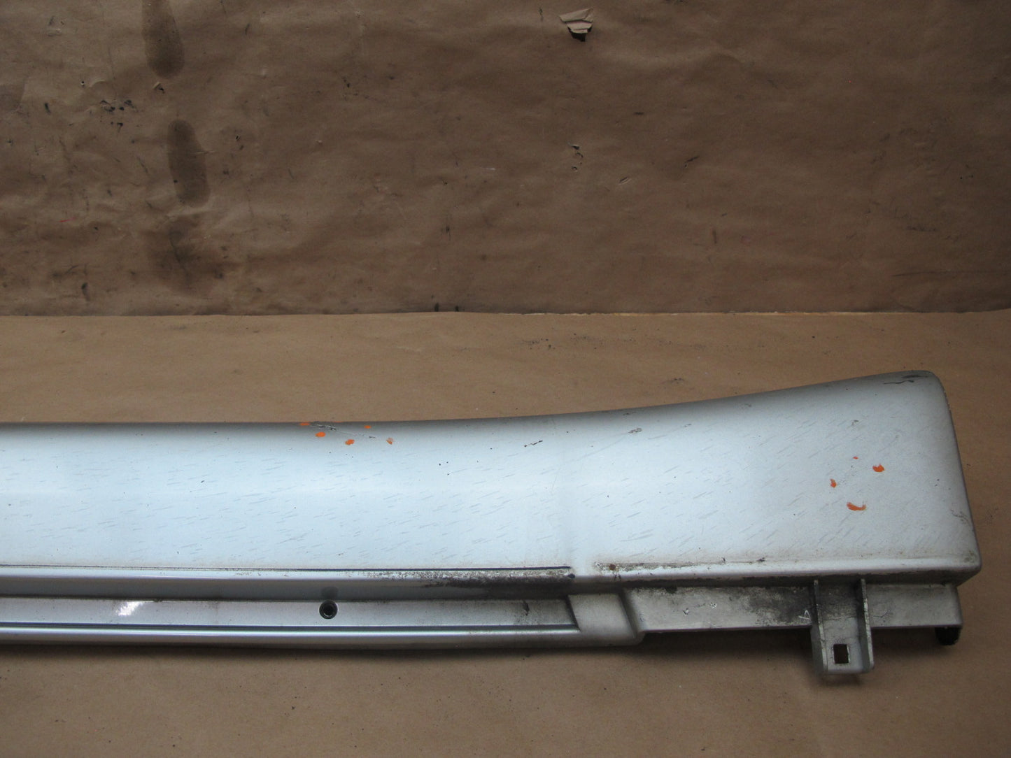 98-05 Lexus GS400 GS430 GS300 Set of 2 Left Side Skirt Rocker Panel Silver OEM