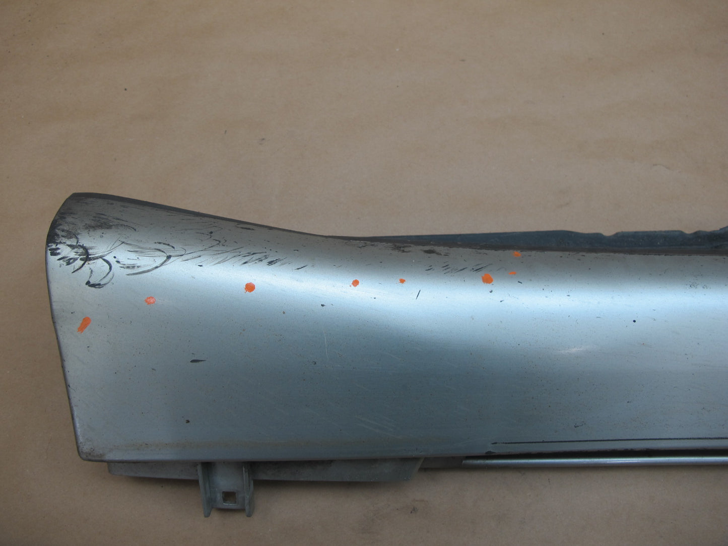 98-05 Lexus GS400 GS430 GS300 Set of 2 Right Side Skirt Rocker Panel OEM
