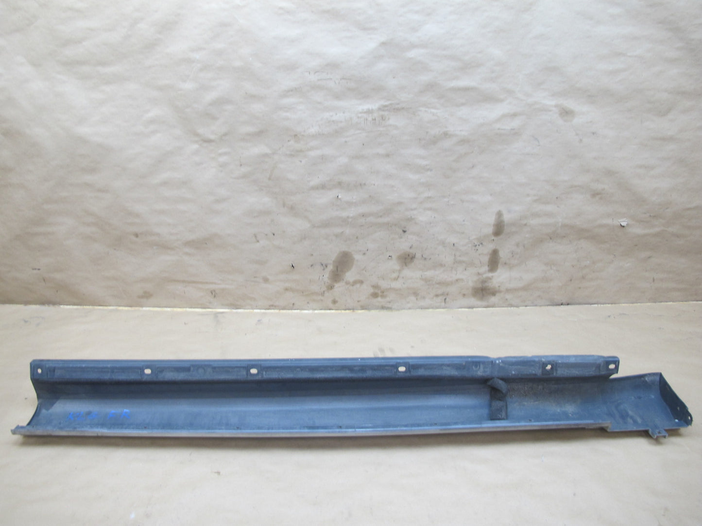 98-05 Lexus GS400 GS430 GS300 Set of 2 Right Side Skirt Rocker Panel OEM