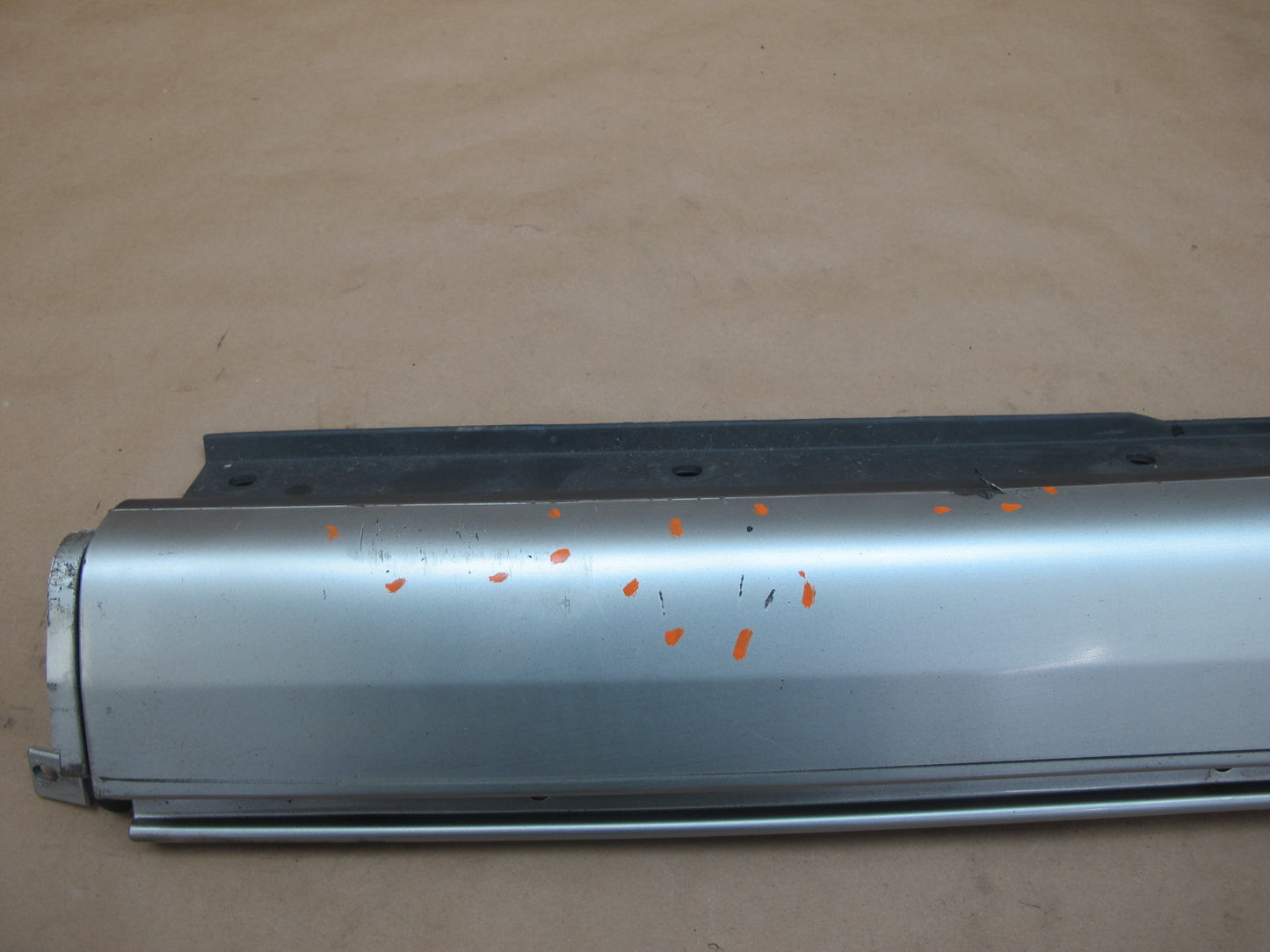 98-05 Lexus GS400 GS430 GS300 Set of 2 Right Side Skirt Rocker Panel OEM
