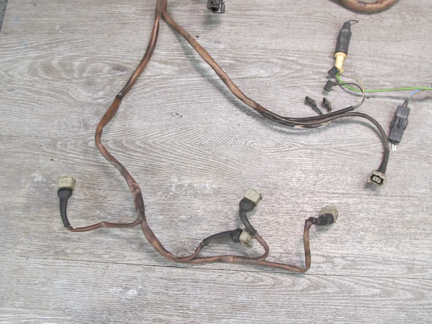 1983-1984 Porsche 928 S 4.7L M28.20 RWD Engine Motor Bay Wiring Wire Harness