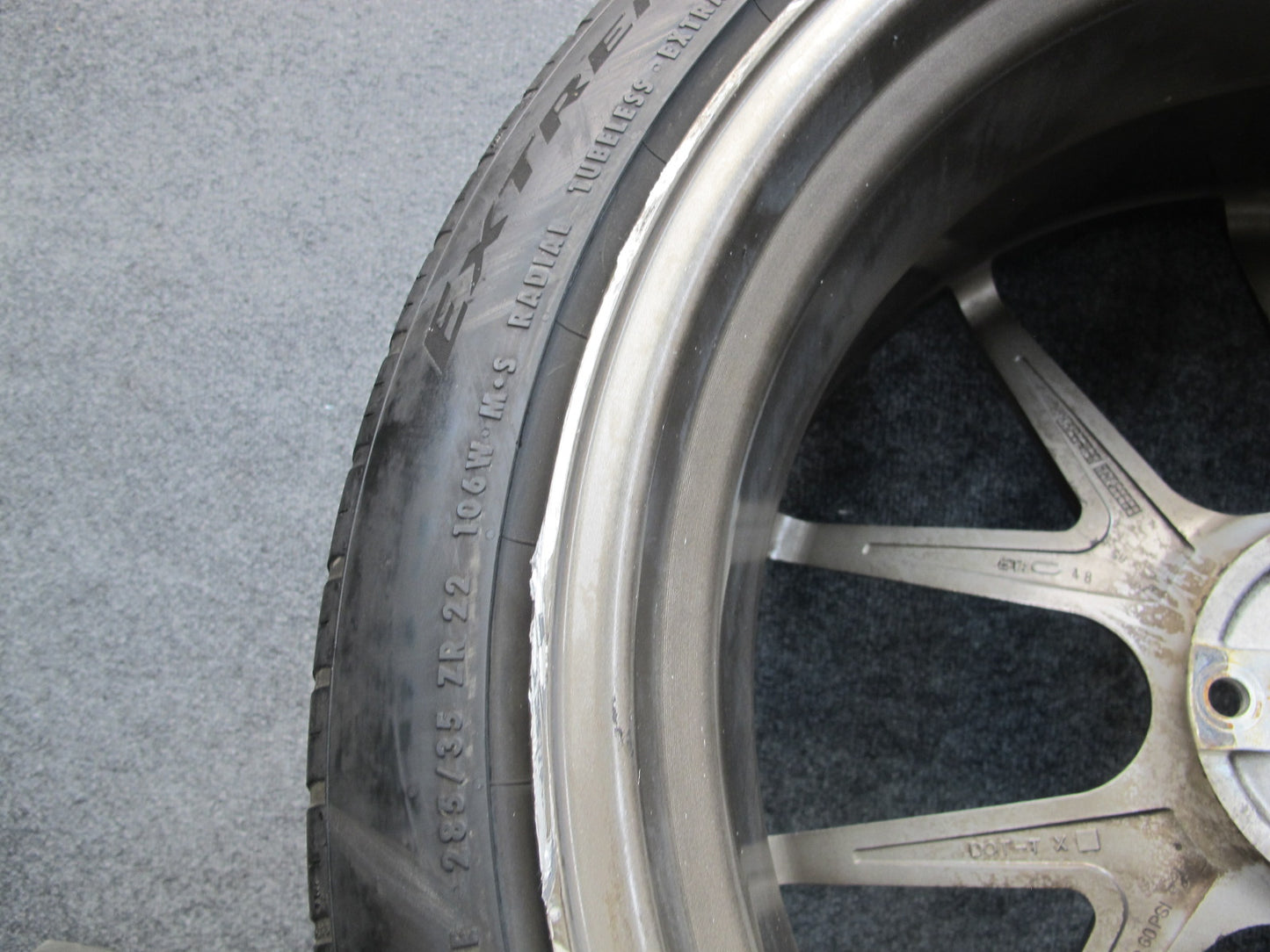 11-18 Porsche Cayenne 958 Verde Axis V99 R22" Wheel Rim 22x10.5J ET48 W/ Tire