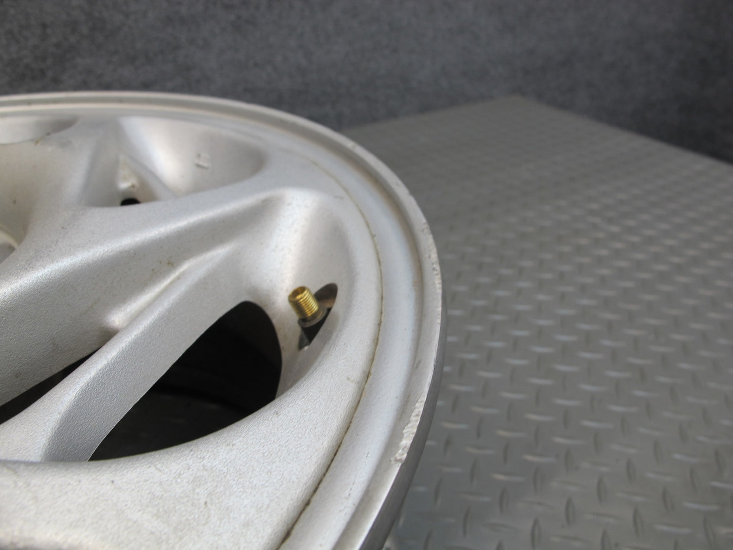 91-96 Dodge Stealth 3000GT Factory R16 16" Wheel Rim 16x8JJ ET46 OEM