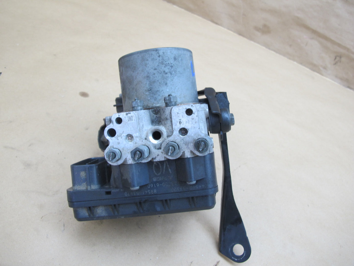 2010 Lexus IS250 Convert Anti Lock Brake ABS Pump Module Unit 89541-53170 OEM