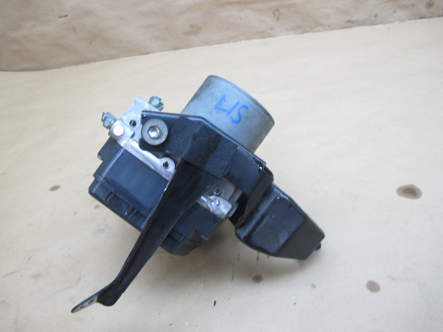2010 Lexus IS250 Convert Anti Lock Brake ABS Pump Module Unit 89541-53170 OEM