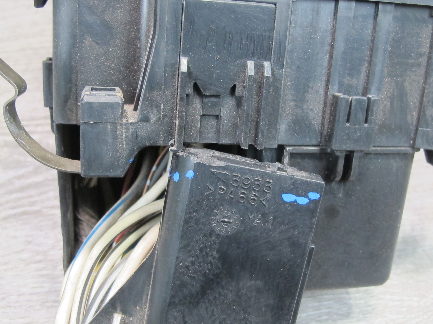01-06 Lexus UCF30L LS430 Junction Fuse Relay Box Module OEM