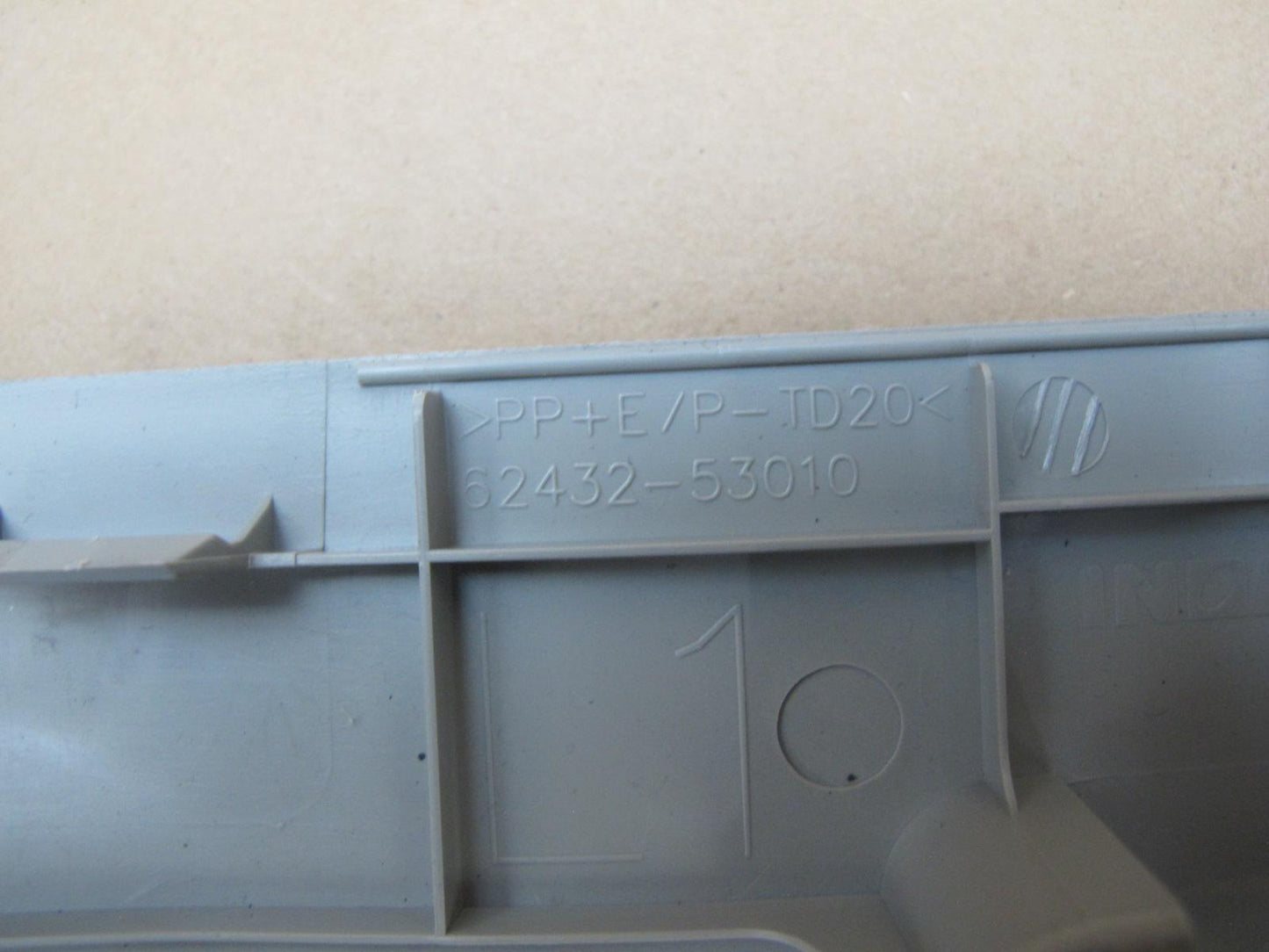 10-15 Lexus IS350 IS250 Convertible Rear Left Roof Rail Trim Panel Set OEM