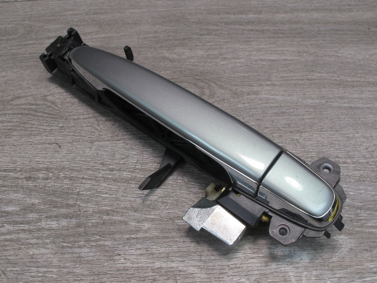01-03 Lexus UCF30L LS430 Front Right Door Exterior Handle OEM
