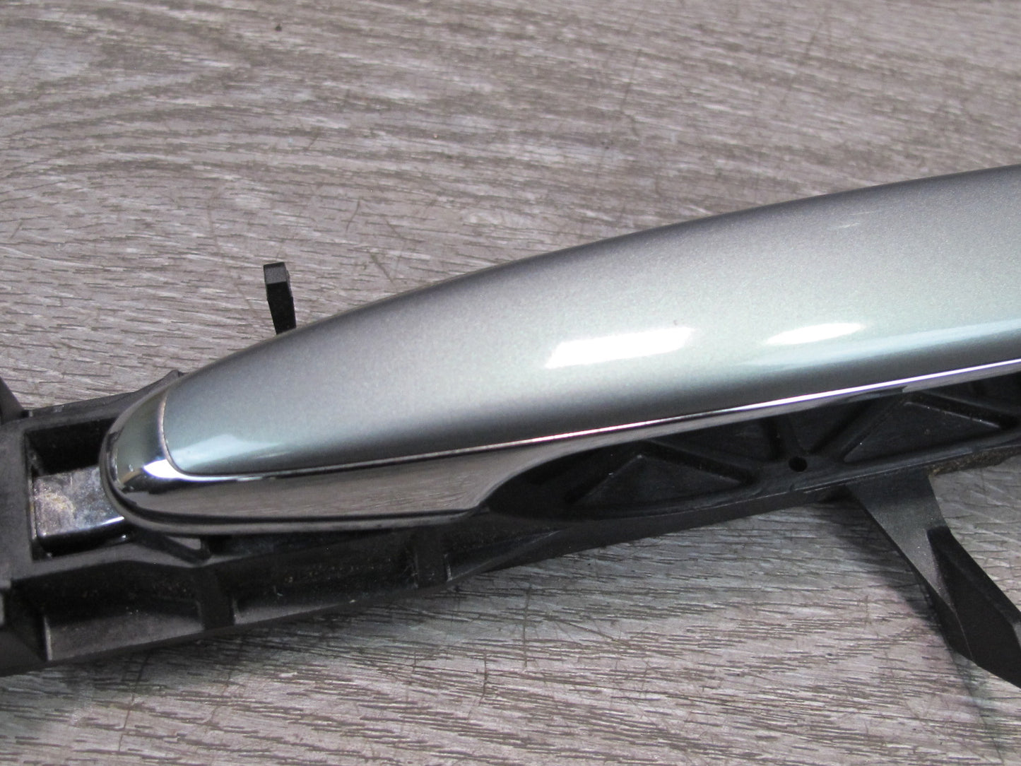 01-03 Lexus UCF30L LS430 Front Right Door Exterior Handle OEM