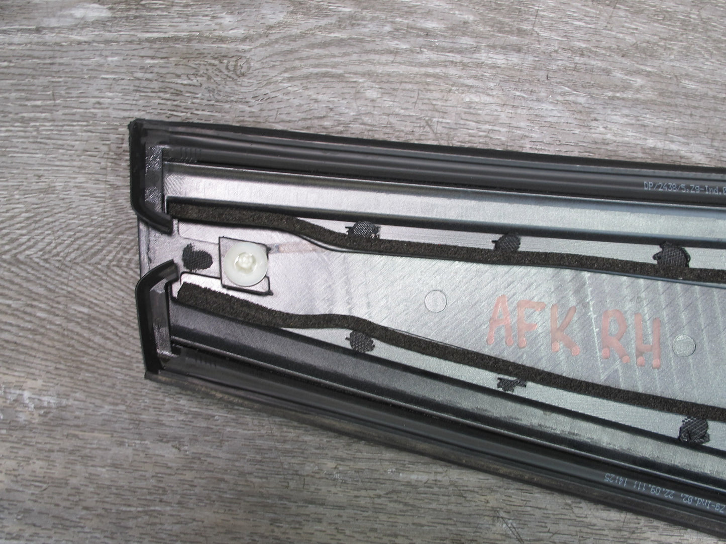11-12 Fisker Karma Left & Right Exterior B Pillar Trim Molding Panel Set OEM