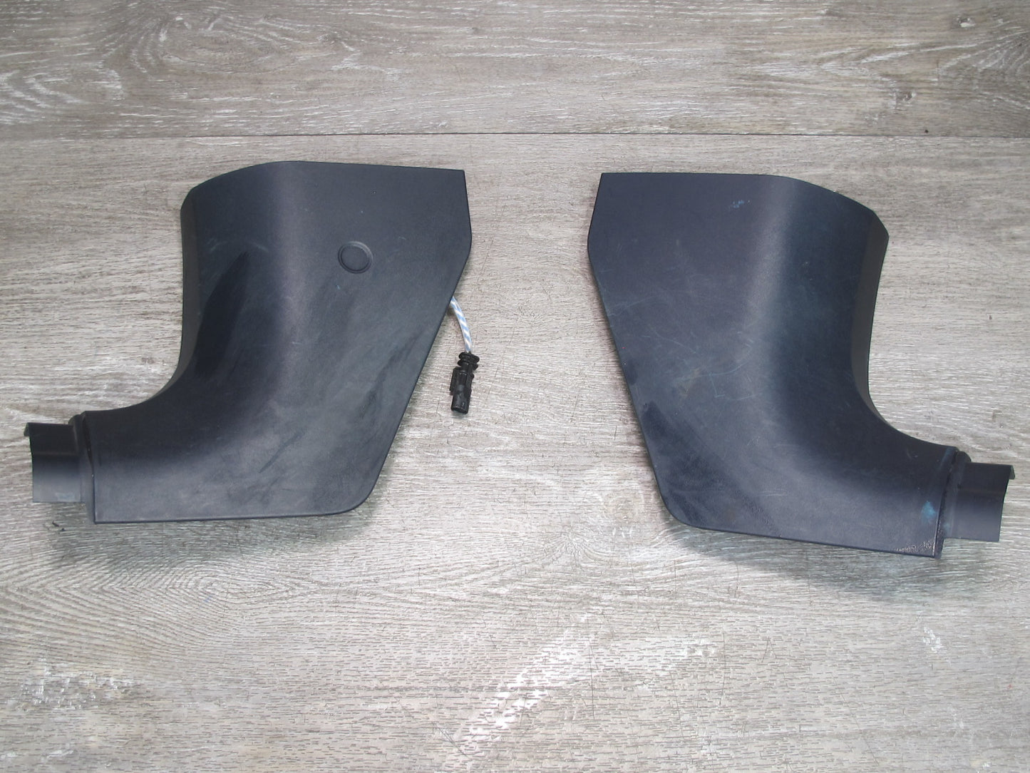 11-12 Fisker Karma Set of 2 Front Left & Right Lower Kick Trim Cover Panel OEM