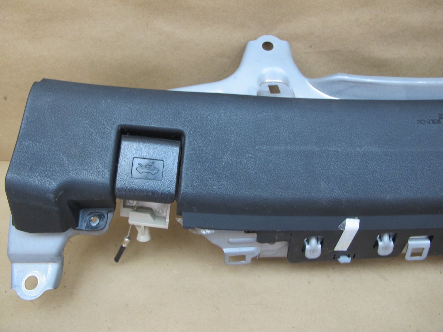 10-15 LEXUS IS250 IS350 CONVERTIBLE FRONT LEFT DRIVER SIDE UNDER DASH KNEE SRS AIRBAG OEM
