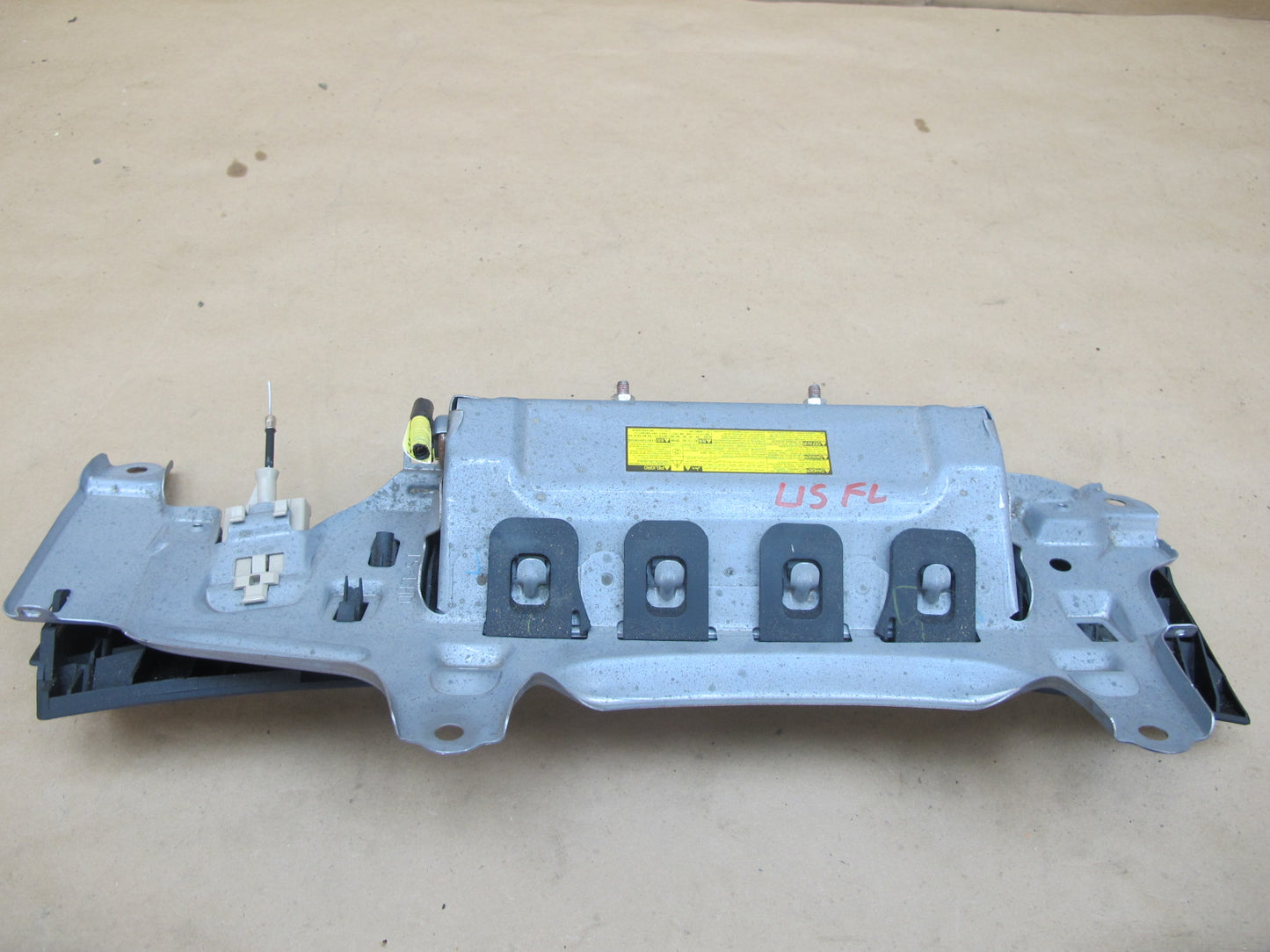 10-15 LEXUS IS250 IS350 CONVERTIBLE FRONT LEFT DRIVER SIDE UNDER DASH KNEE SRS AIRBAG OEM