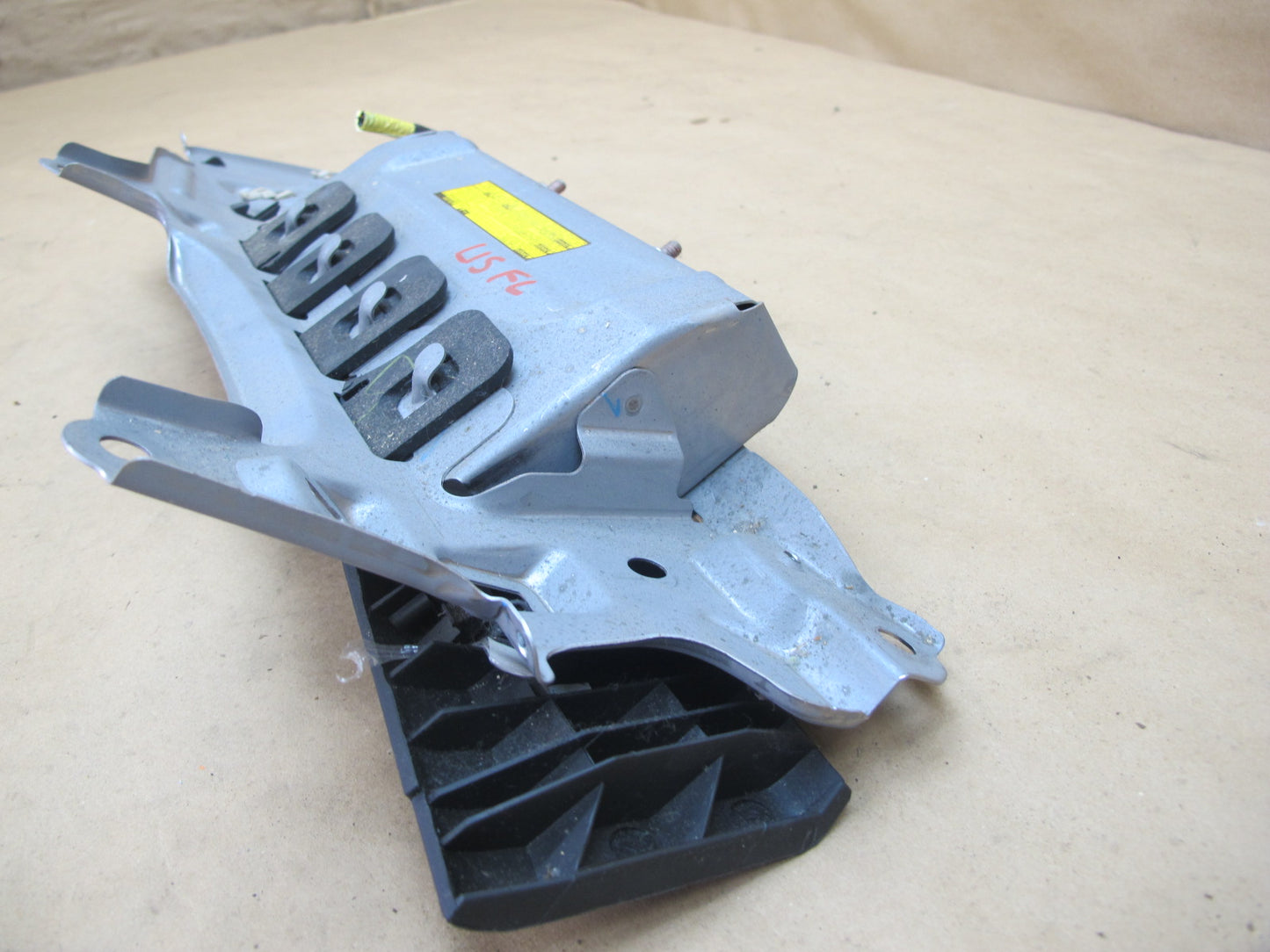 10-15 LEXUS IS250 IS350 CONVERTIBLE FRONT LEFT DRIVER SIDE UNDER DASH KNEE SRS AIRBAG OEM