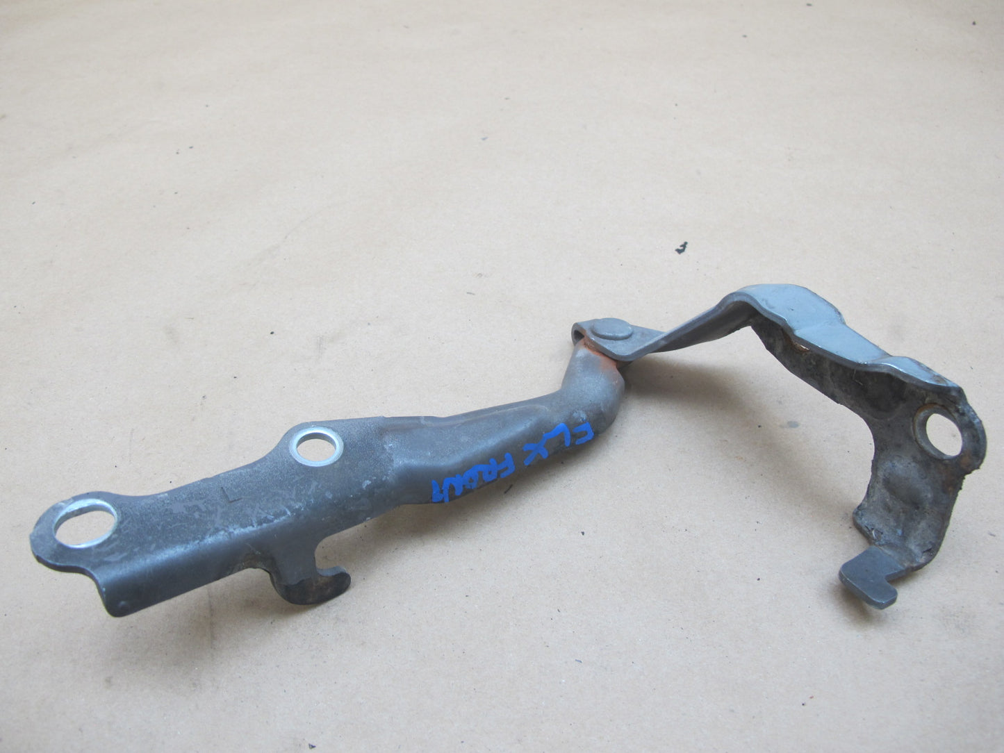 1998-2007 Lexus UZJ100L LX470 Front Left & Right Hood Hinge Set of 2