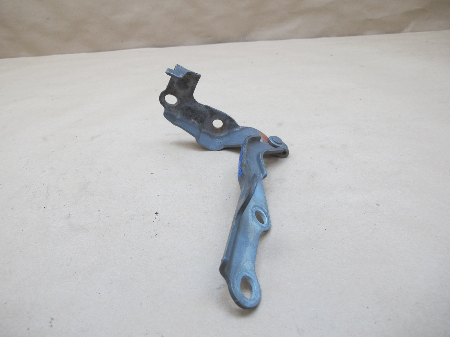 1998-2007 Lexus UZJ100L LX470 Front Left & Right Hood Hinge Set of 2