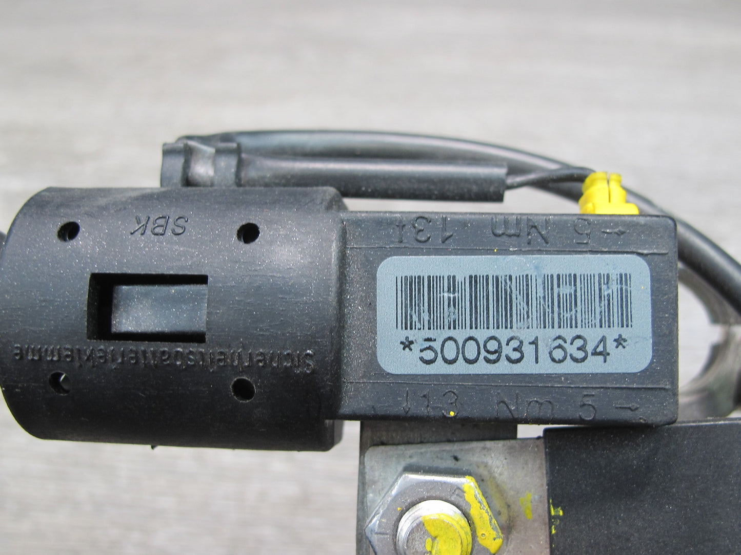2006-2012 Bentley Flying Spur Battery Fuse Box Control Module W/ Cable